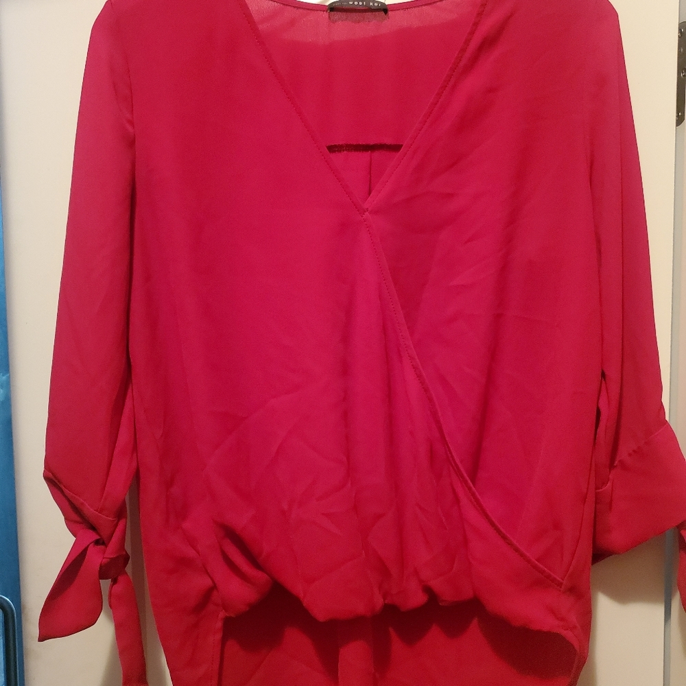 Hi-lo mid sleeve blouse